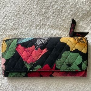 Large Vera Bradley trifold wallet.